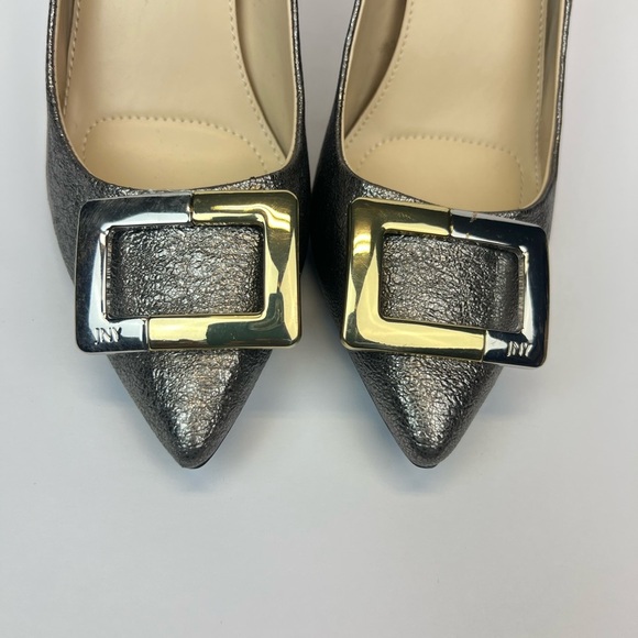 Jones New York Signature Silver Metallic Pointed Toe DIANA Heels Size 7.5M - Picture 12 of 12